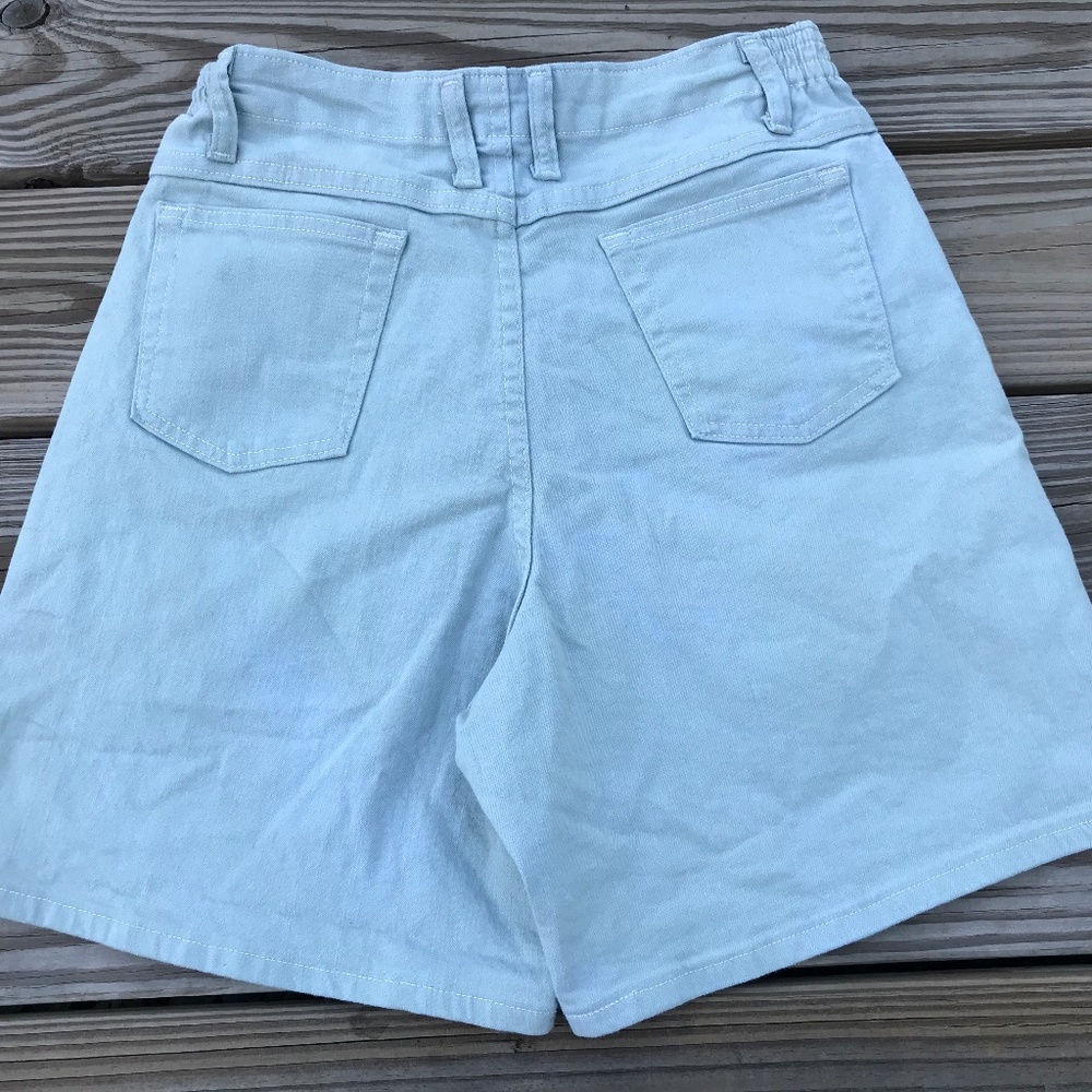 Lee Women Shorts side Elastic at the Waist Flat - Picture 7 of 8
